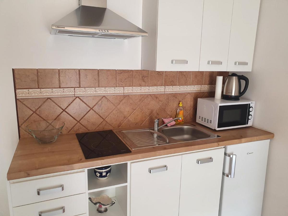 Apartments Topalovic Кострена Екстер'єр фото