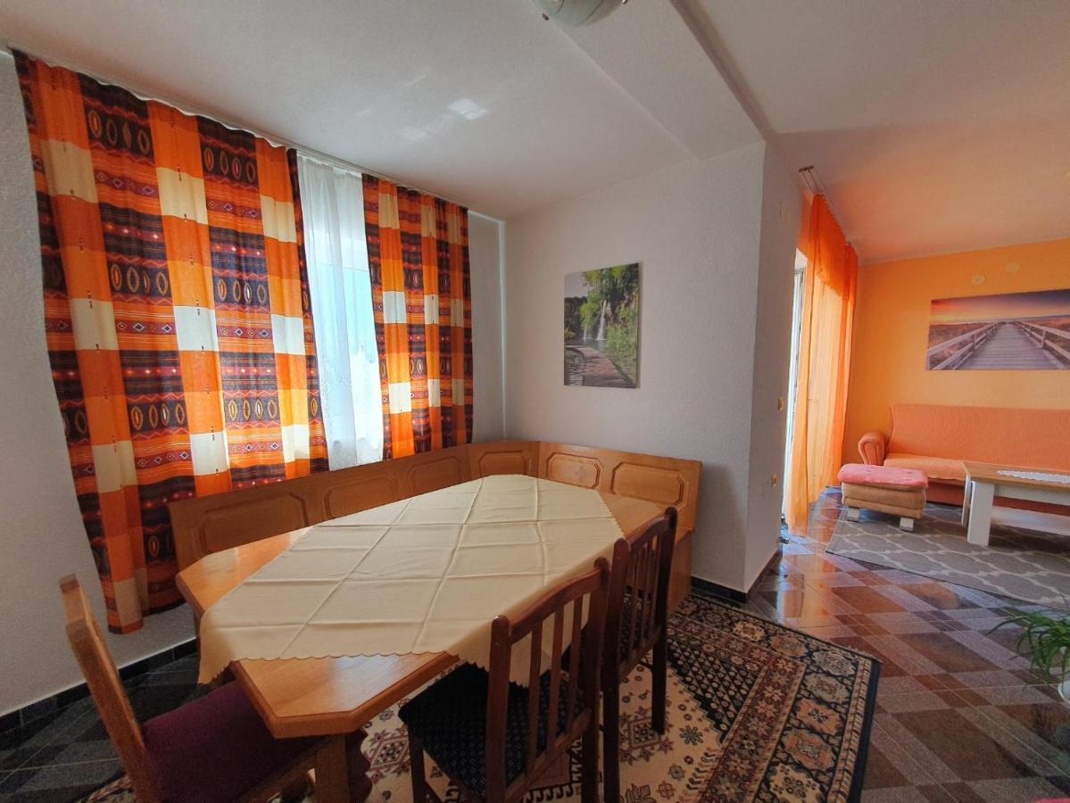 Apartments Topalovic Кострена Екстер'єр фото