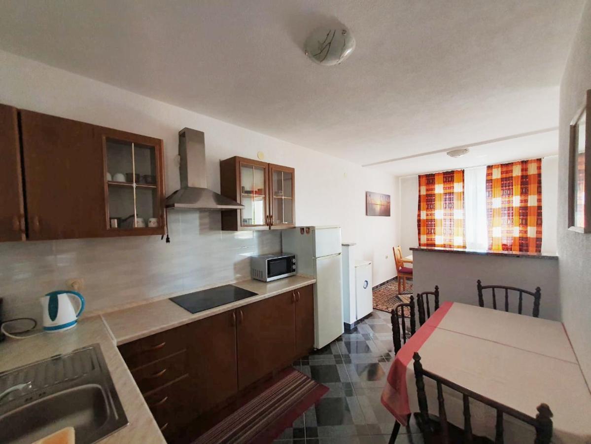 Apartments Topalovic Кострена Екстер'єр фото
