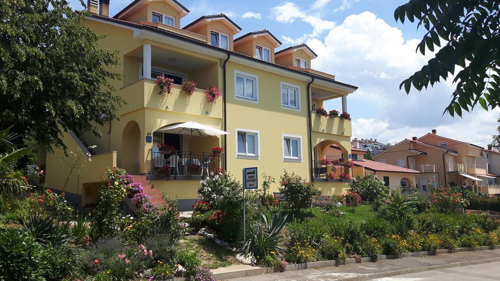 Apartments Topalovic Кострена Екстер'єр фото